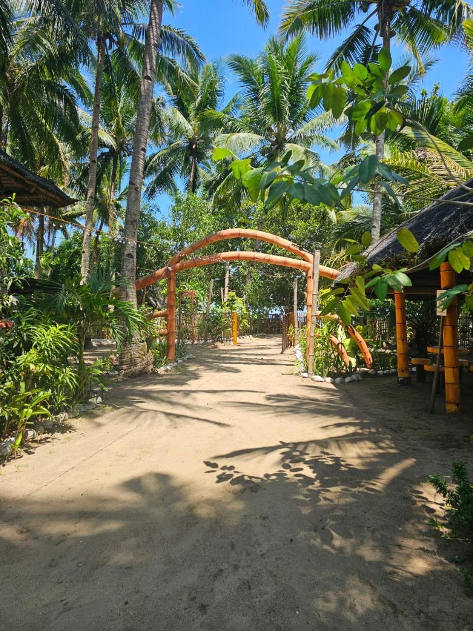 Big Bamboo Beach Resort Sipalay Dış mekan fotoğraf